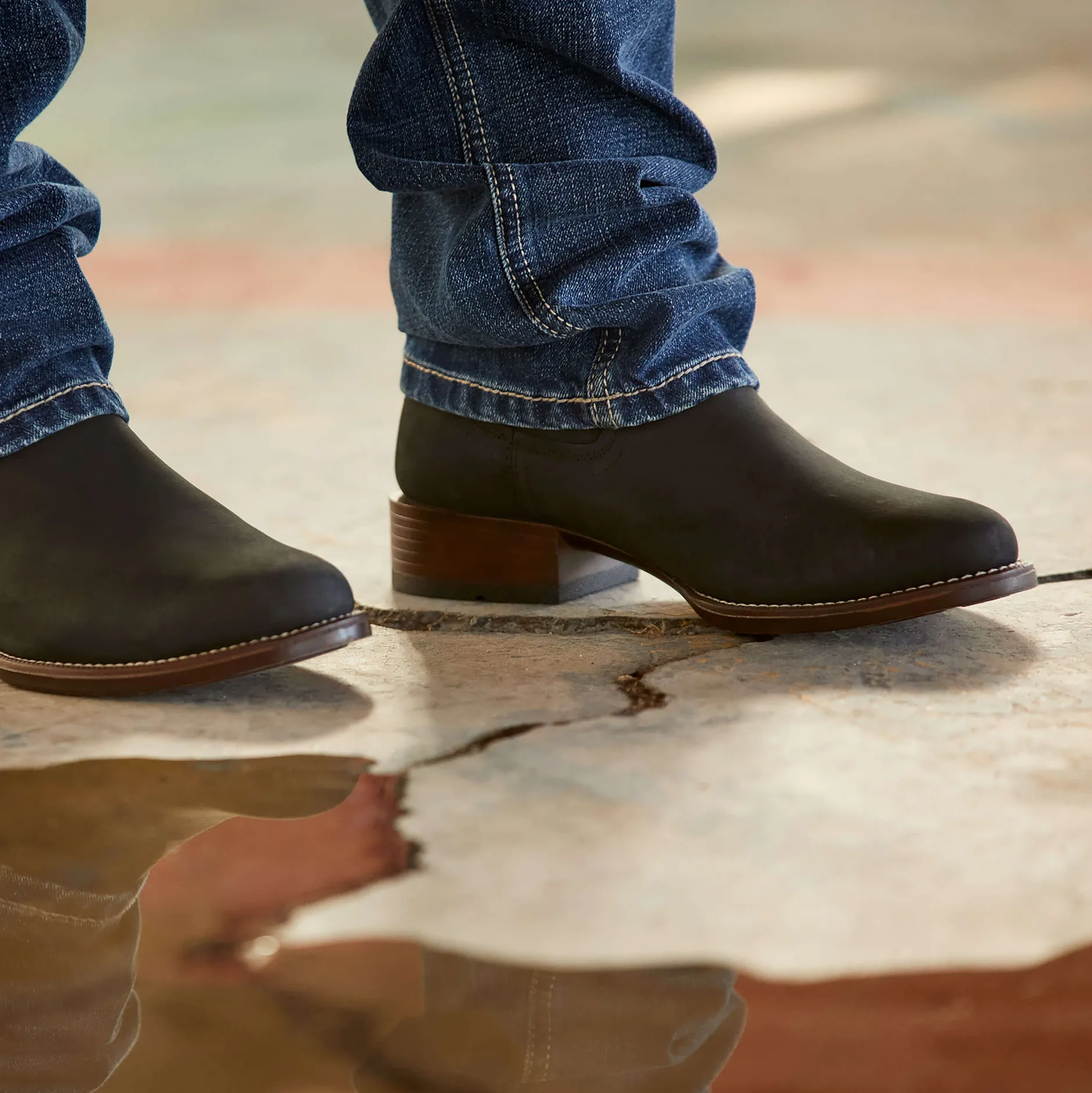 Ariat Fashion-Westernstiefel|Western*Booker Ultra Round Toe Western Boot DEN BLACK