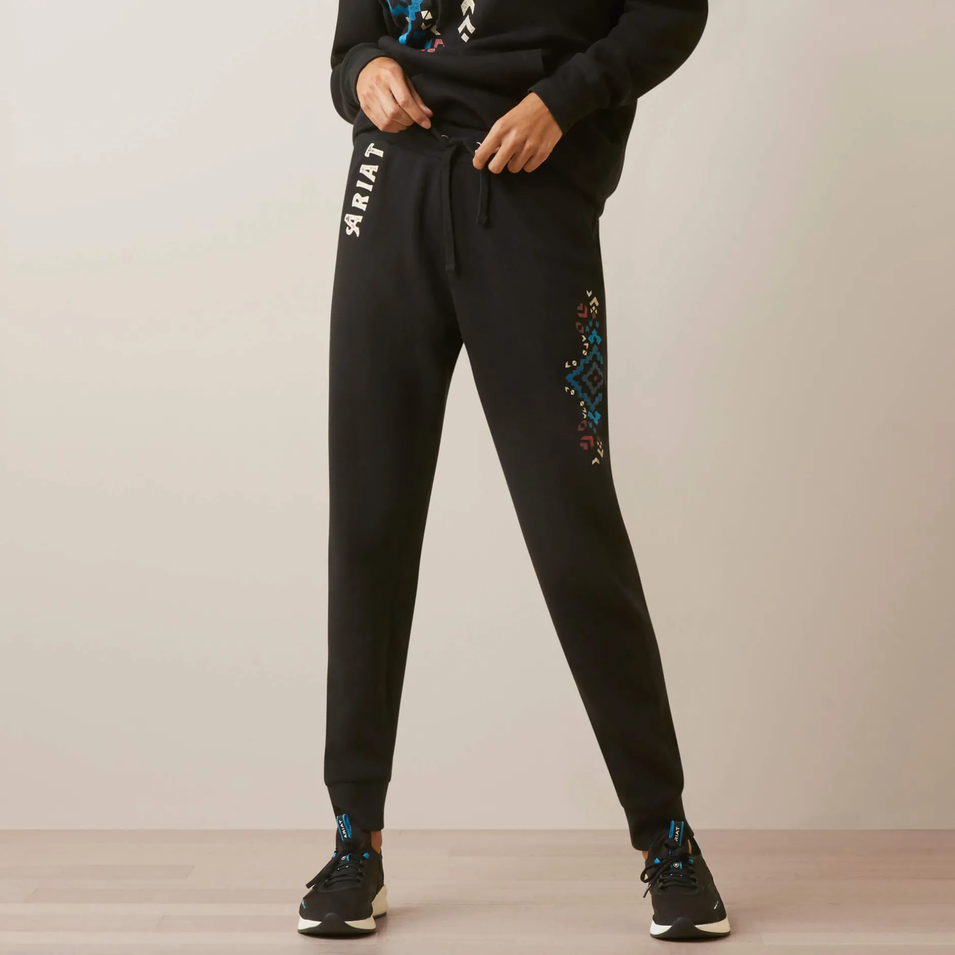 Ariat Hosen & Jogginghosen*Real Jogger BLACK