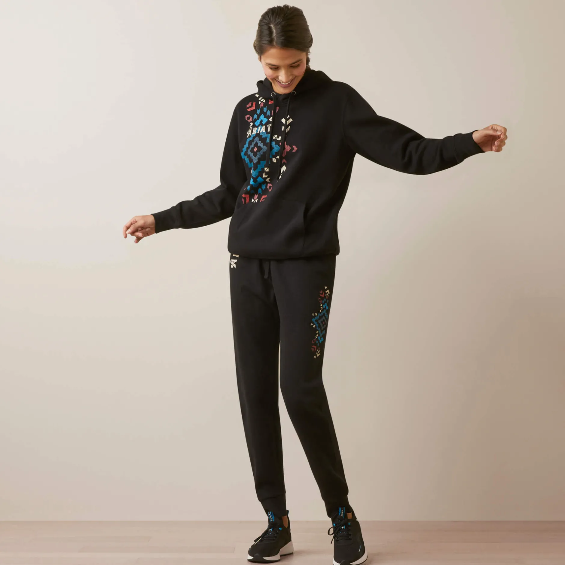 Ariat Hosen & Jogginghosen*Real Jogger BLACK